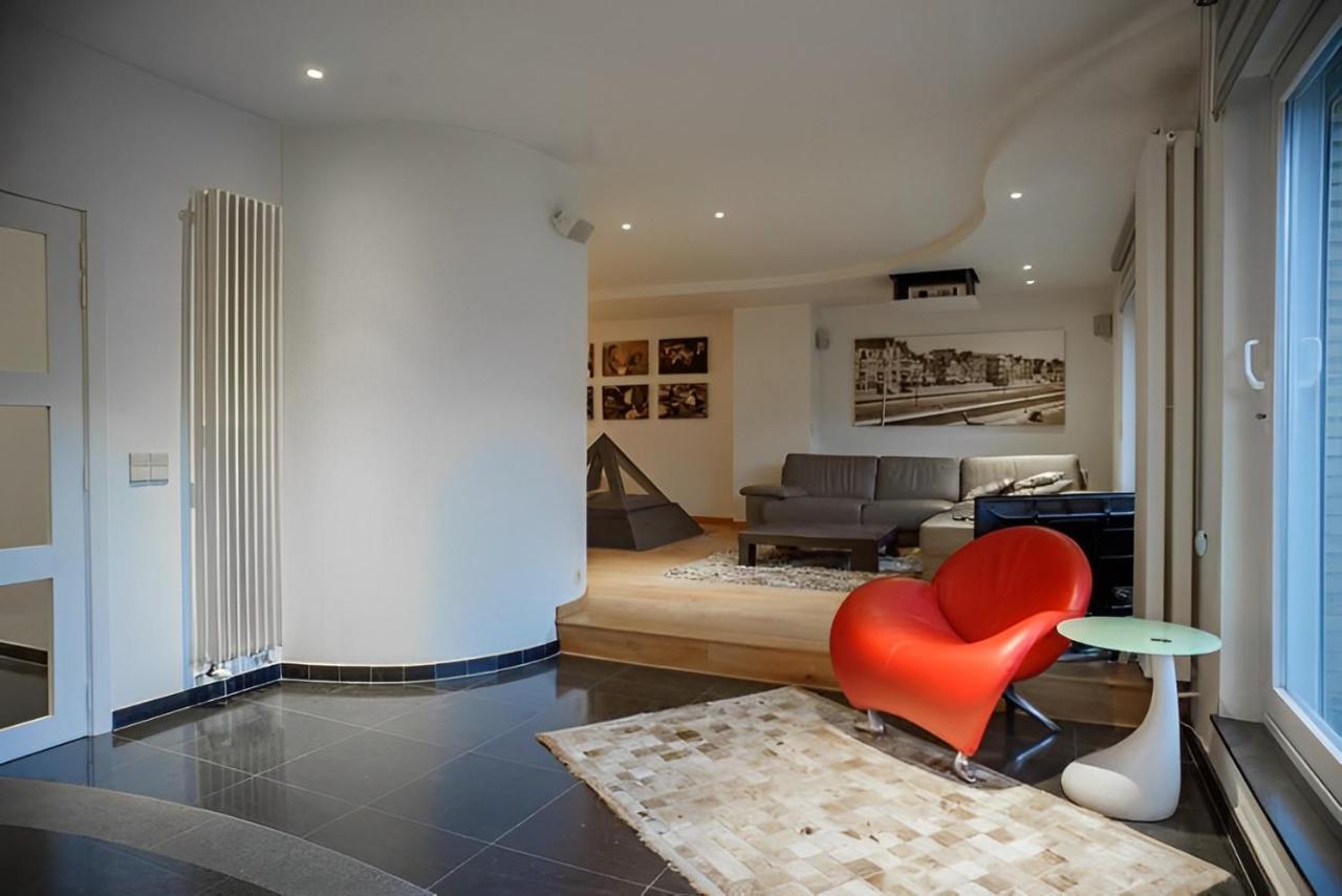 Big And Comfortable Triplex In Knokke Exterior foto