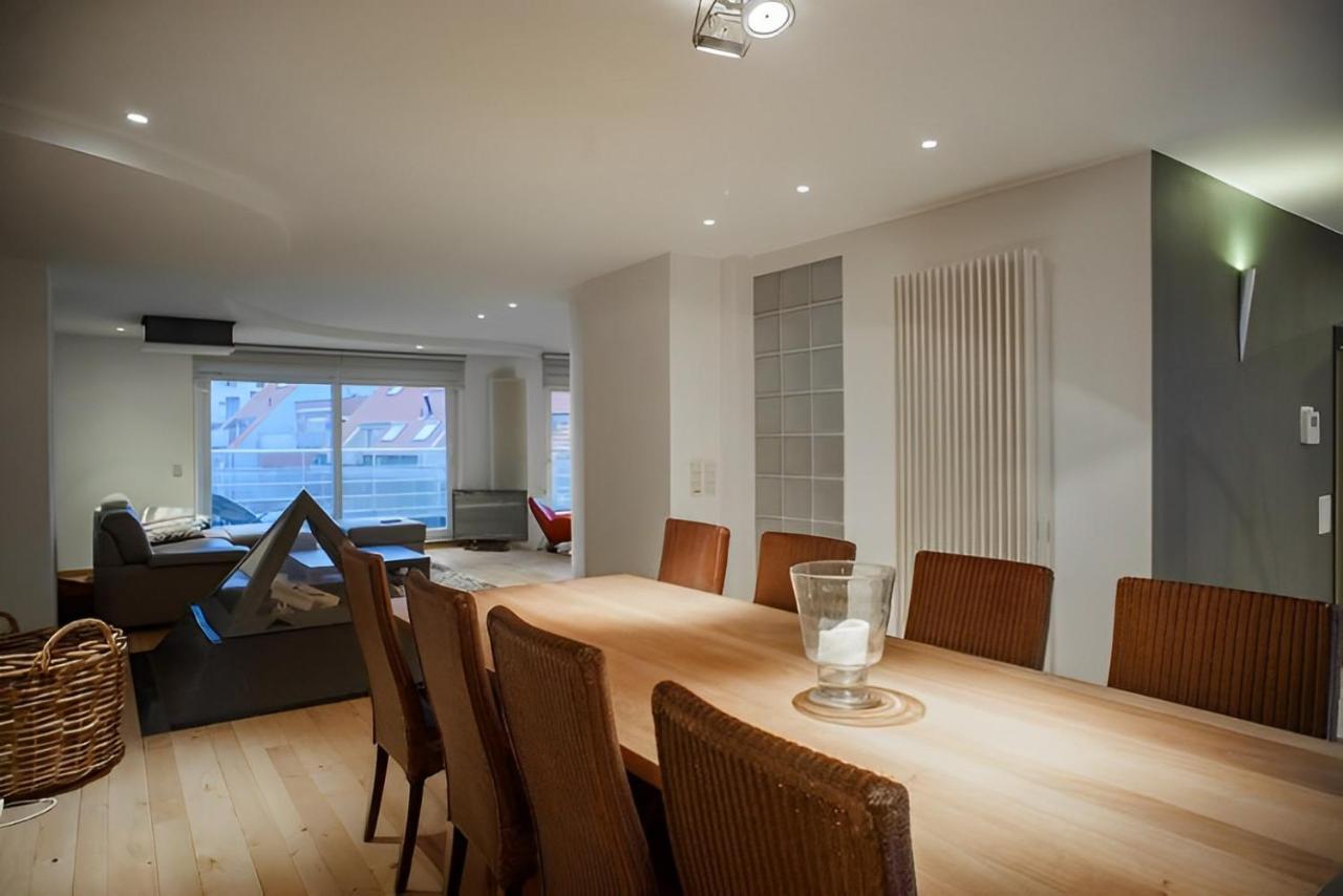 Big And Comfortable Triplex In Knokke Exterior foto
